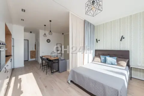 Cho thuê phòng trọ 20 m² hẻm Nguyễn Xí, có máy lạnh, chỗ để xe — ảnh 4